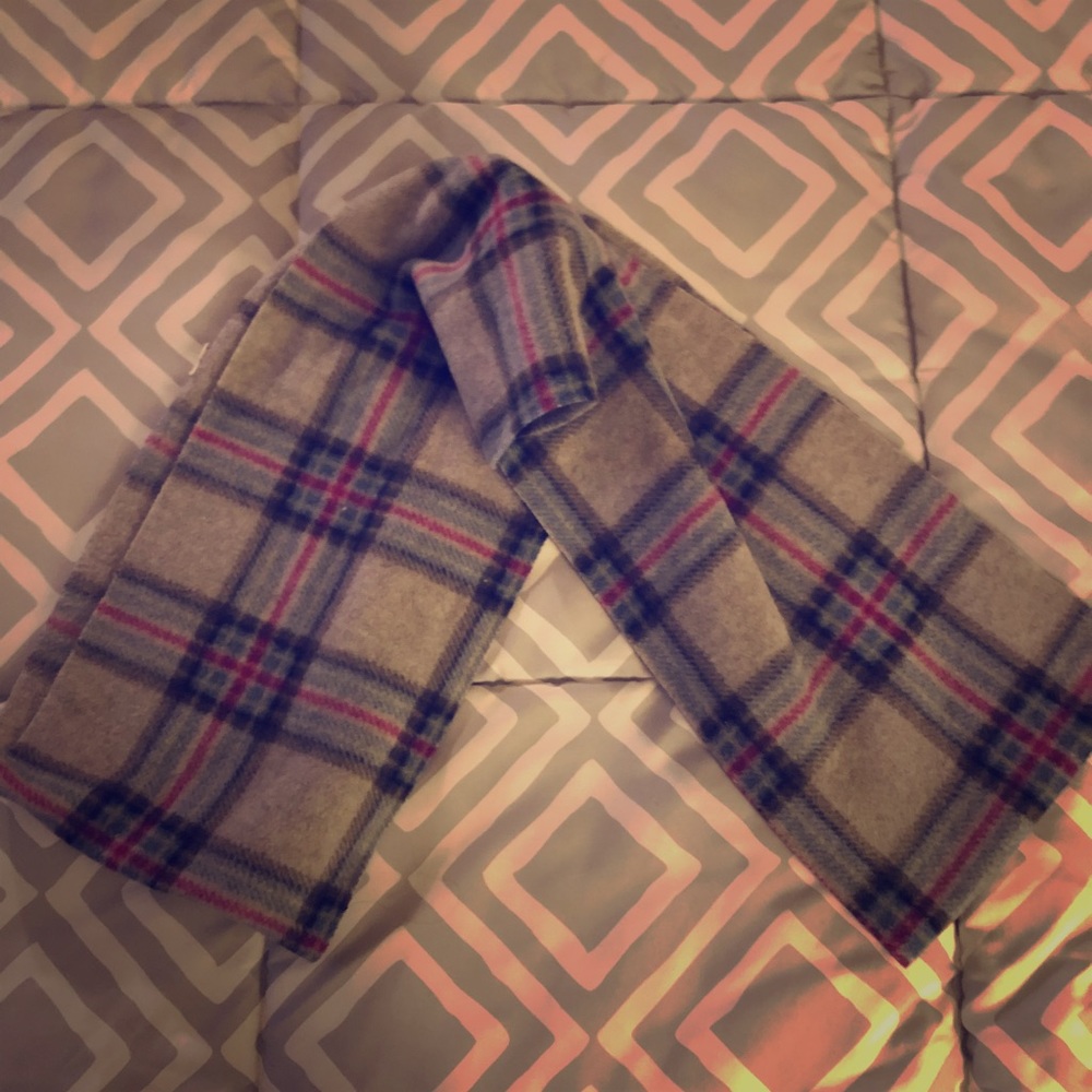 Plaid Women’s Scarf gray purple